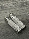 Chrome emoto shift lock pegs
